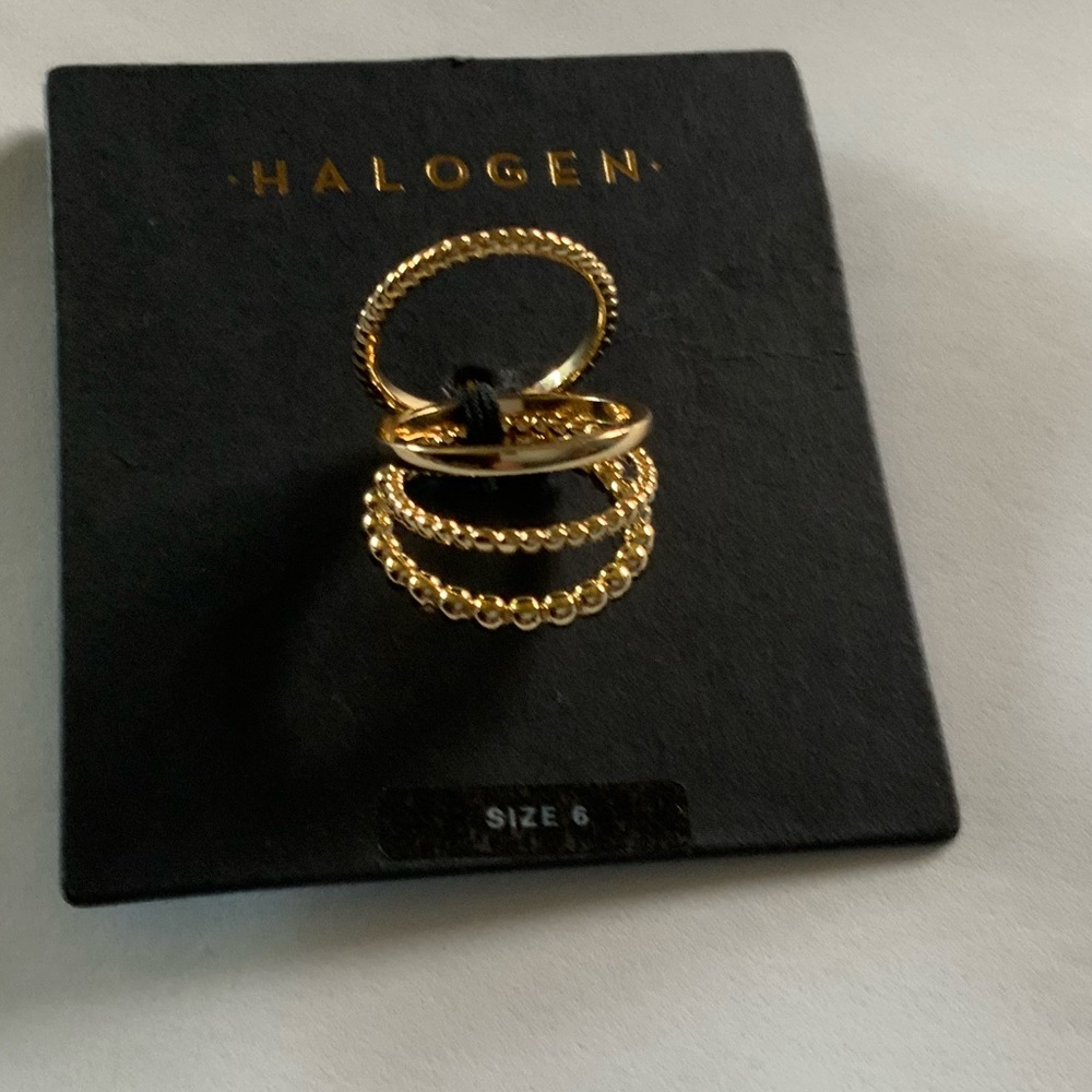 HALOGEN Mixed Texture Metal Ring Stack - Picture 4 of 4
